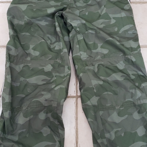 Camouflage green lined pants, stretchy waist, new - Picture 3 of 8
